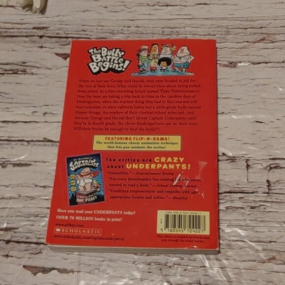 3/$13 Captain Underpants and the Terrifying Return if the Tippy Tinkletrousers - Picture 3 of 4
